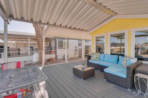 Lake Havasu City Home with Grill Steps to Lake!